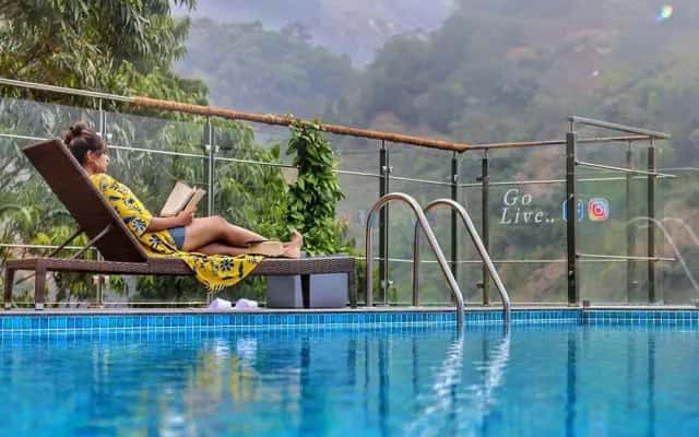 Travel guides for planning a Goa trip